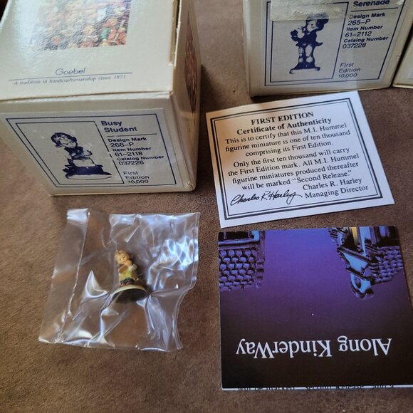 Five Goebel Miniature Hummel Figurines Olszewski Along KinderWay Series 1988 - Picture 4 of 7